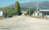 Antalya Büyükşehir Belediyesi’nden Elmalılı üzüm üreticilerine makine desteği