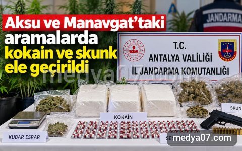 Aksu ve Manavgat’taki aramalarda kokain ve skunk ele geçirildi
